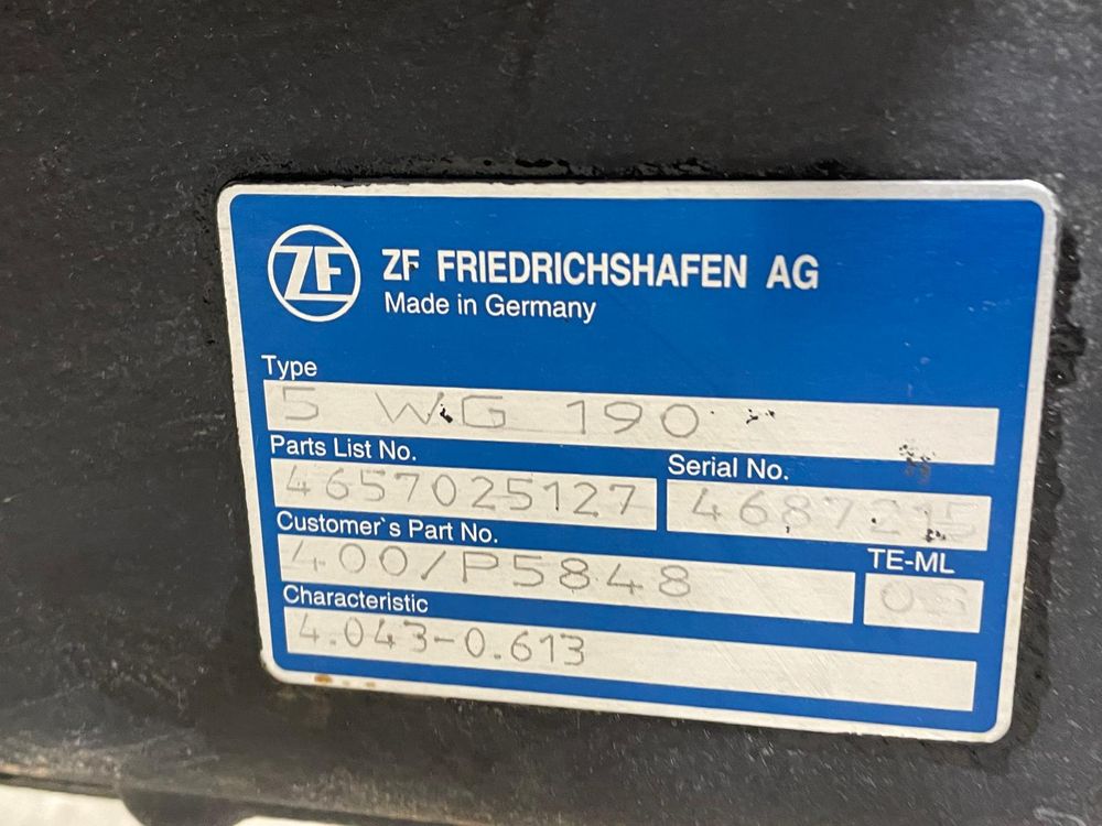 JCB 437 ZF växellåda Type. 5 WG 190, Part list No. 4657025127 - Bild 8