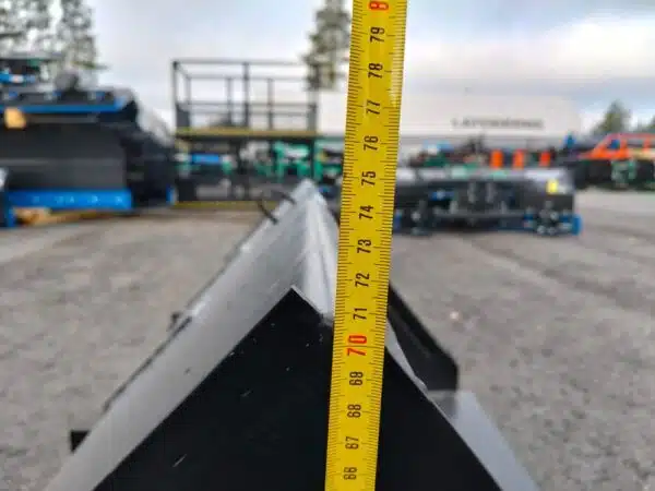 LMG Snow bucket 145cm Avant - Image 9