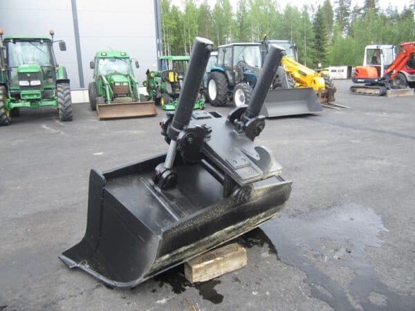 Laten Hydraulic grading bucket 1900mm NTP10 TS - Image 4