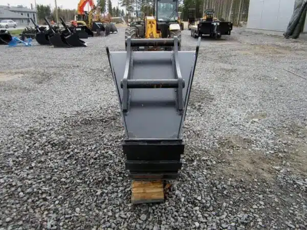 Laten Vattenledningsskopa 600L S60 13-18ton - Bild 6