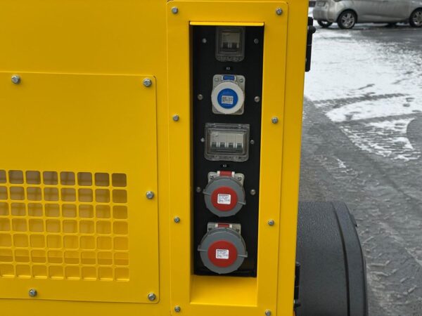 Atlas Copco QES 20 50 Hz Generator StageV with trailer - Image 19