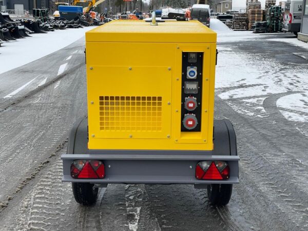 Atlas Copco QES 20 50 Hz Generator StageV with trailer - Image 7