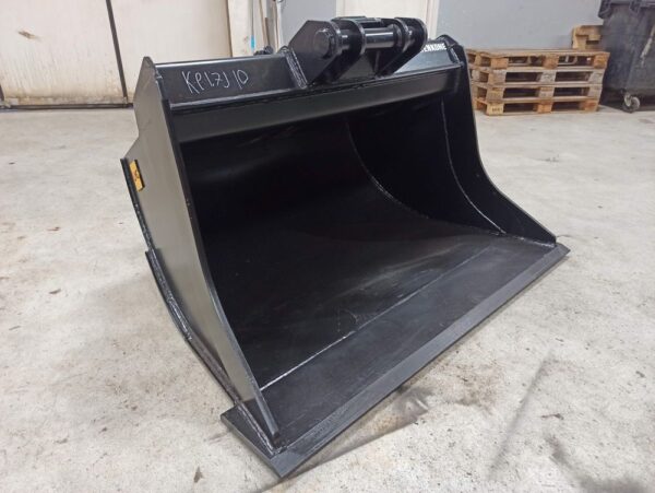 Laten Grading bucket 1700mm 900L NTP10