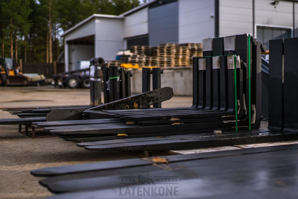 DSC04572_1-otsakegalleria