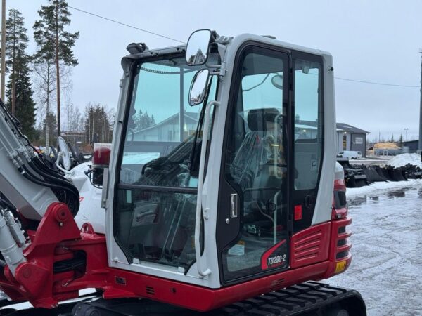 Takeuchi TB290-2 - Image 13