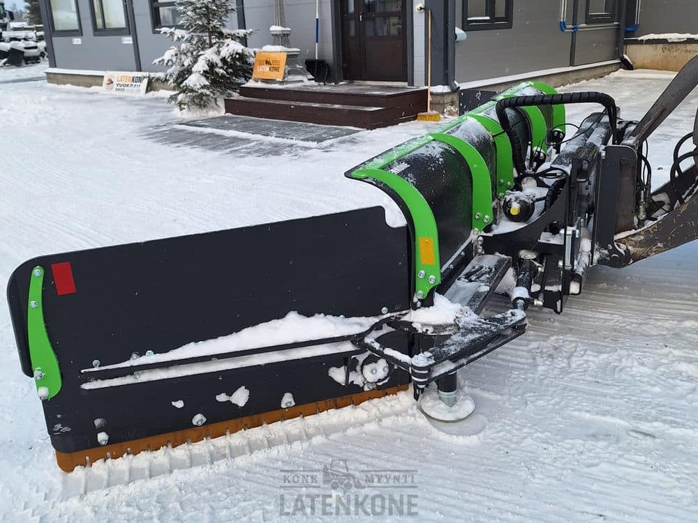 WhatsApp_Image_2024-10-22_at_13.17.02-otsakegalleria