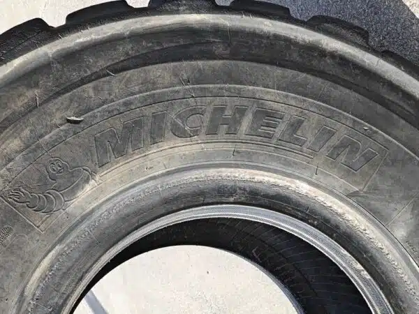 Michelin 23.5-R25 XADN E3T  tyre - Image 13