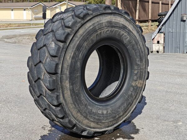 Michelin 23.5-R25 XADN E3T