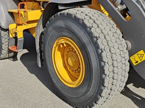 Volvo L90H Wheel loader - Image 20
