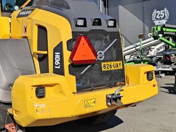 Volvo L90H Wheel loader - Image 29