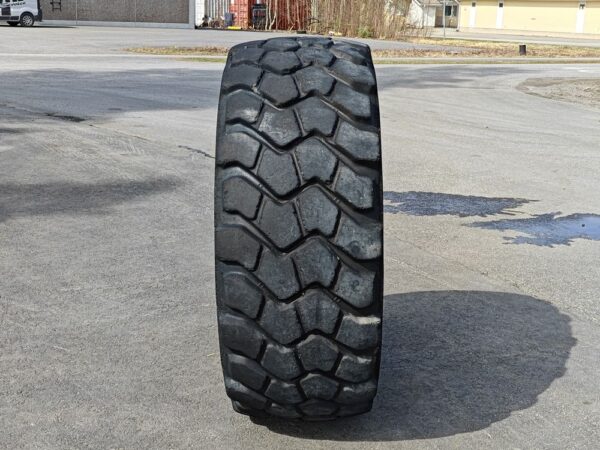 Michelin 23.5-R25 XADN E3T rengas - Image 4