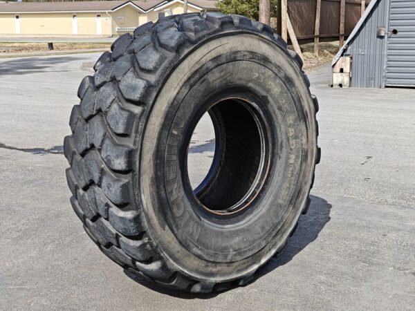 Michelin 23.5-R25 XADN E3T rengas - Image 5