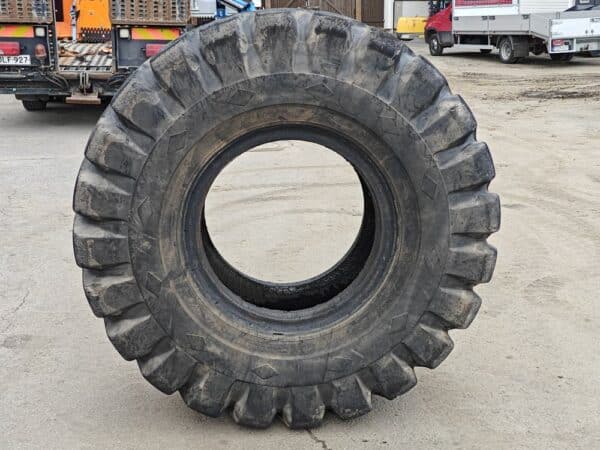 Goodyear 23.5-R25 HR2  tyre - Image 6