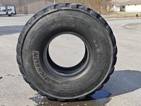 Michelin 23.5-R25 XADN E3T - Bild 6
