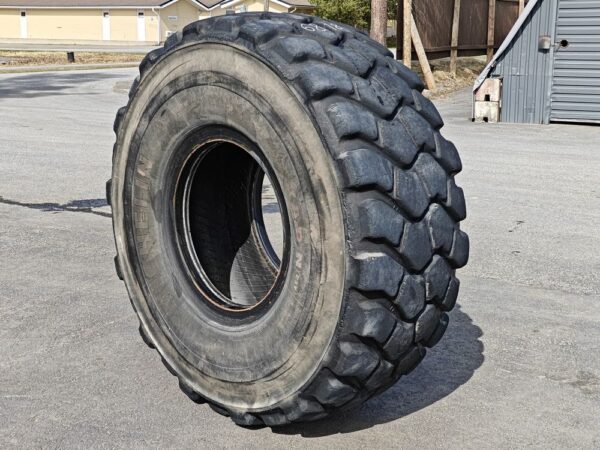 Michelin 23.5-R25 XADN E3T rengas - Image 7