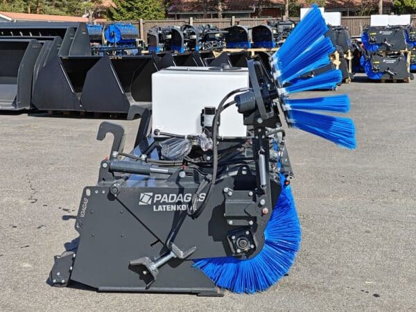 Padagas Bucket sweeper side brush RH - Image 26