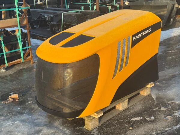 JCB Fastrak huva Part list No. - - Bild 3
