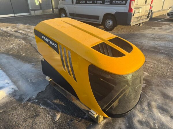 JCB Fastrak huva Part list No. - - Bild 10