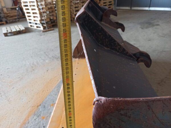 Volvo BM Gravel bucket 240cm - Image 11