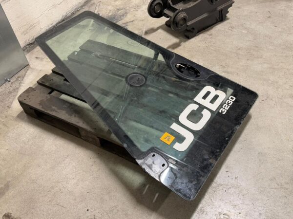 JCB Fastrak 3230 door Part list No. - - Image 4