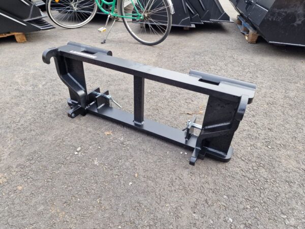 - Quick Hitch Adapter Euro-Trima SMS mek.