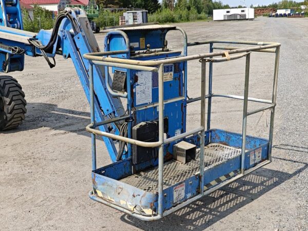 Genie Z-51/30J RT 4x4 - Image 29