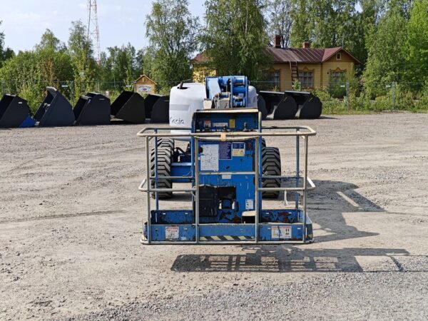Genie Z-51/30J RT 4x4 - Image 3