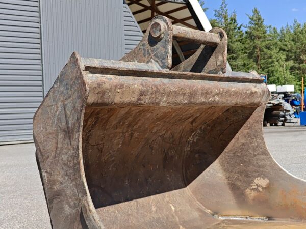 Grading bucket 1200mm S45 Roto - Image 11