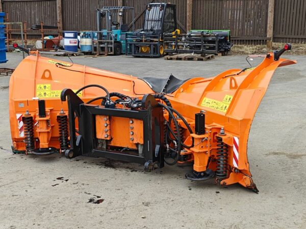 Pronar Aggressive V-plow PUV-3600HD Volvo BM
