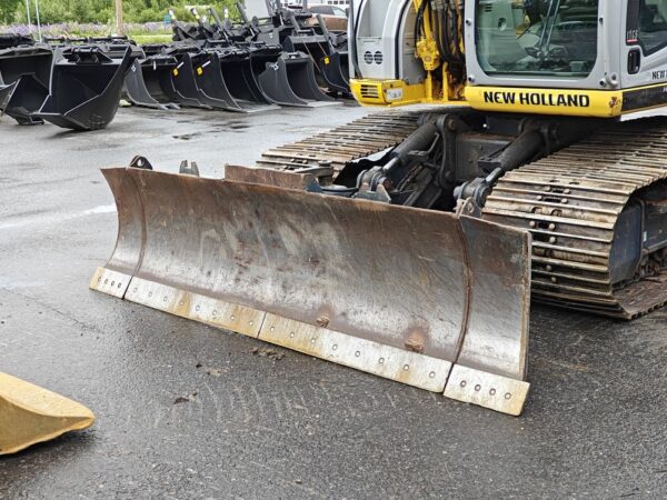 New Holland E150BSR-2 Blade Runner - Image 20
