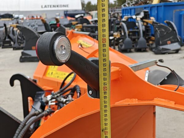 Pronar Aggressive V-plow PUV-3600HD Volvo BM - Image 26