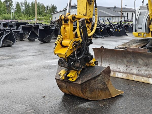 New Holland E150BSR-2 Blade Runner - Image 30