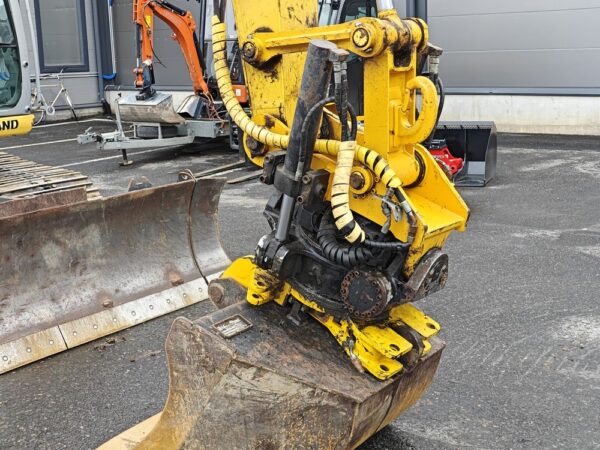 New Holland E150BSR-2 Blade Runner - Image 32