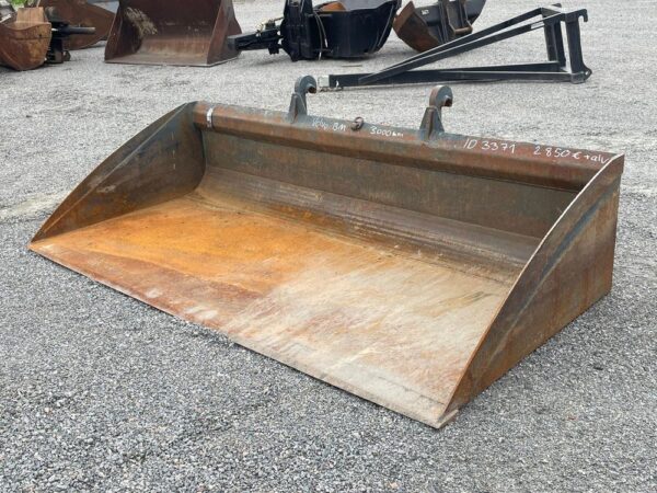 Laten Leveling bucket 300cm Volvo - Image 3