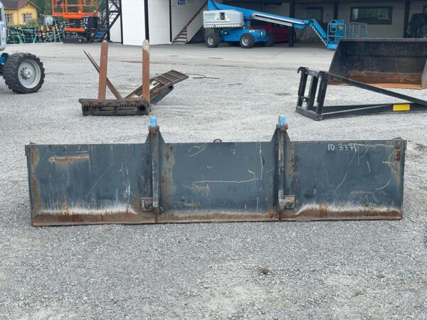 Laten Leveling bucket 300cm Volvo - Image 6
