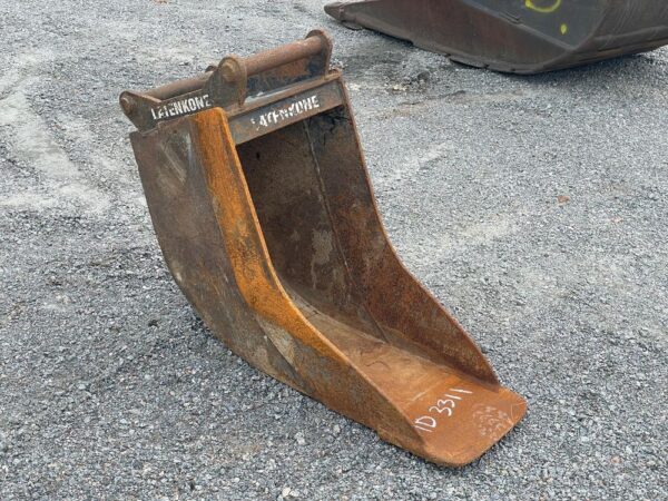 Laten Waterpipe bucket 160L S45