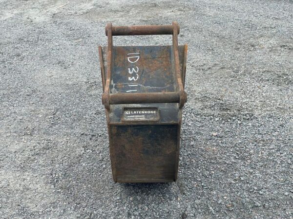 Laten Waterpipe bucket 160L S45 - Image 5