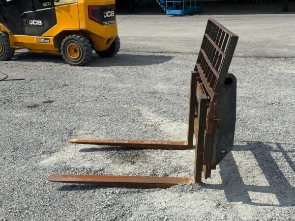 Pallet Fork 4000kg 120/120cm  Bobcat - Image 3