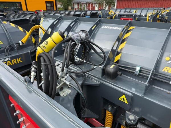 Stark U-aura 480-240 RH Volvo Bm - Image 17