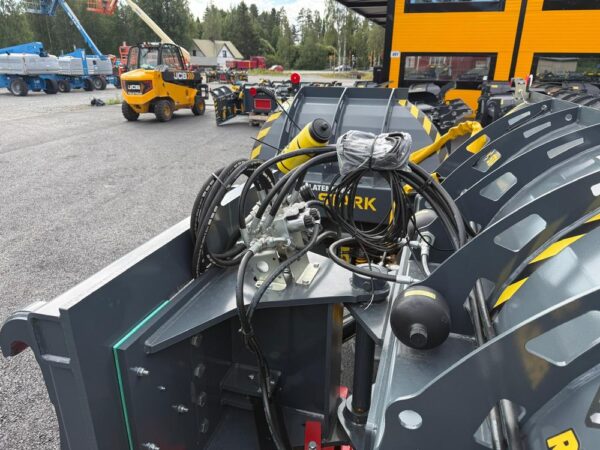 Stark U-aura 480-240 RH Volvo Bm - Image 20