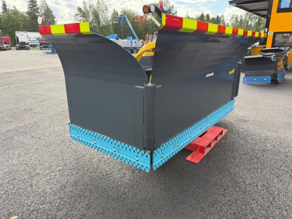 Stark U-aura 480-240 RH Volvo Bm - Image 28