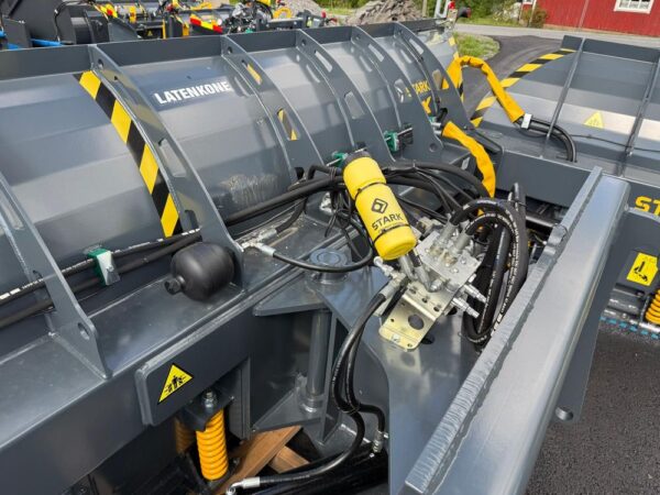 Stark U-aura 660-300 RH Volvo Bm - Image 16