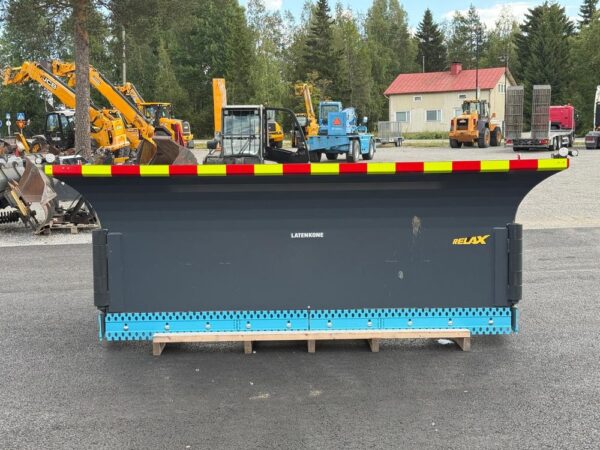 Stark U-aura 660-300 RH Volvo Bm - Image 6