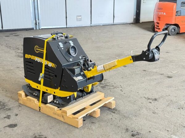 Bomag BPR70/70DE vibratory plate with economizer - Image 2