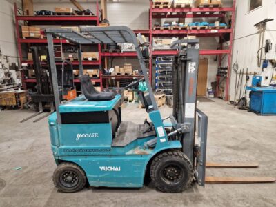 Yuchai 7FBE13 Electric Forklift