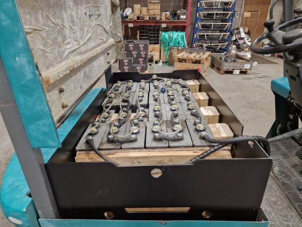 Yuchai 7FBE13 Electric Forklift - Bild 16