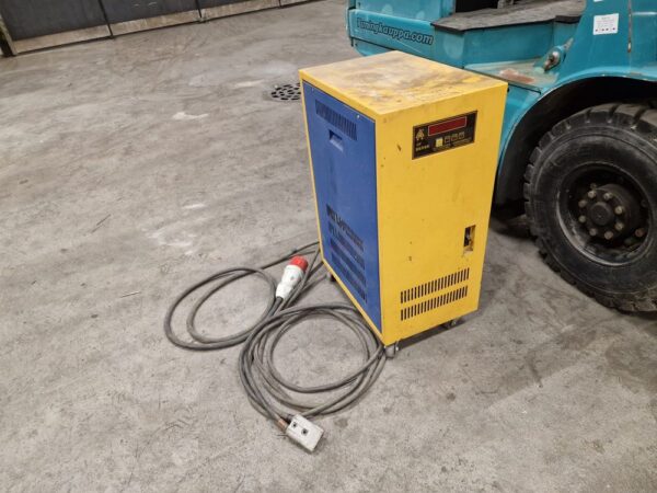 Yuchai 7FBE13 Electric Forklift - Bild 18