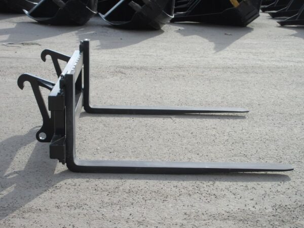 Laten Trukkipiikit 2,5ton 150/120cm Volvo L30 - Image 8