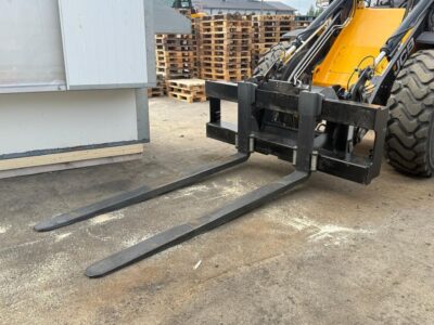 Volvo Hydrauliska pallgafflar 11ton 220/240cm Volvo BM