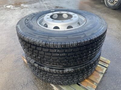 KA Talvirenkaat vanteilla 315/80 R22,5 2kpl